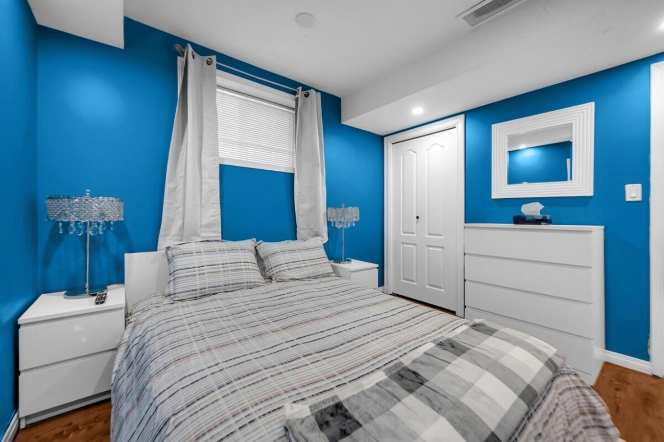 52-3 Bed Suite On Lake Central Ac By Airport YYC المظهر الخارجي الصورة