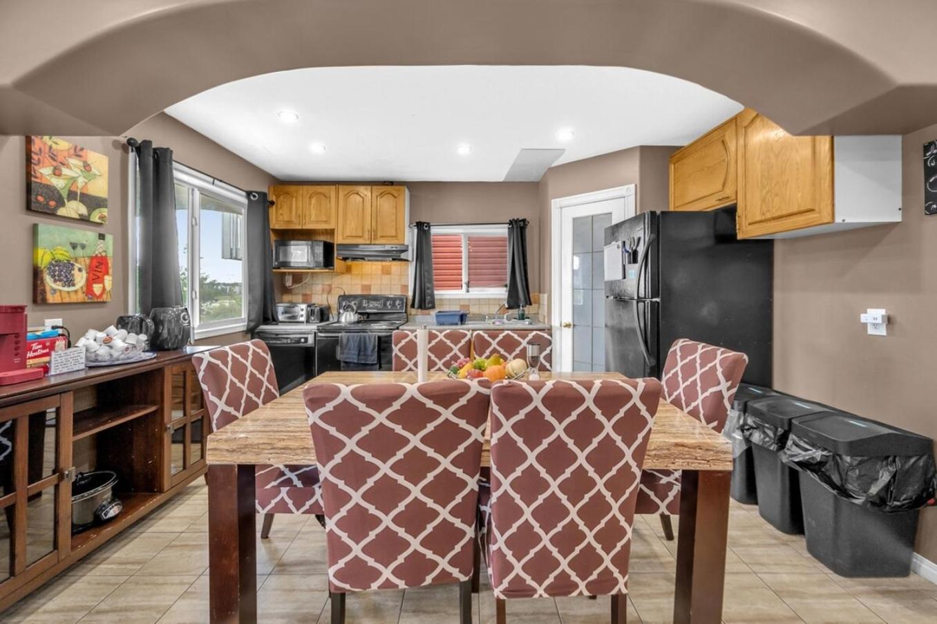 52-3 Bed Suite On Lake Central Ac By Airport YYC المظهر الخارجي الصورة