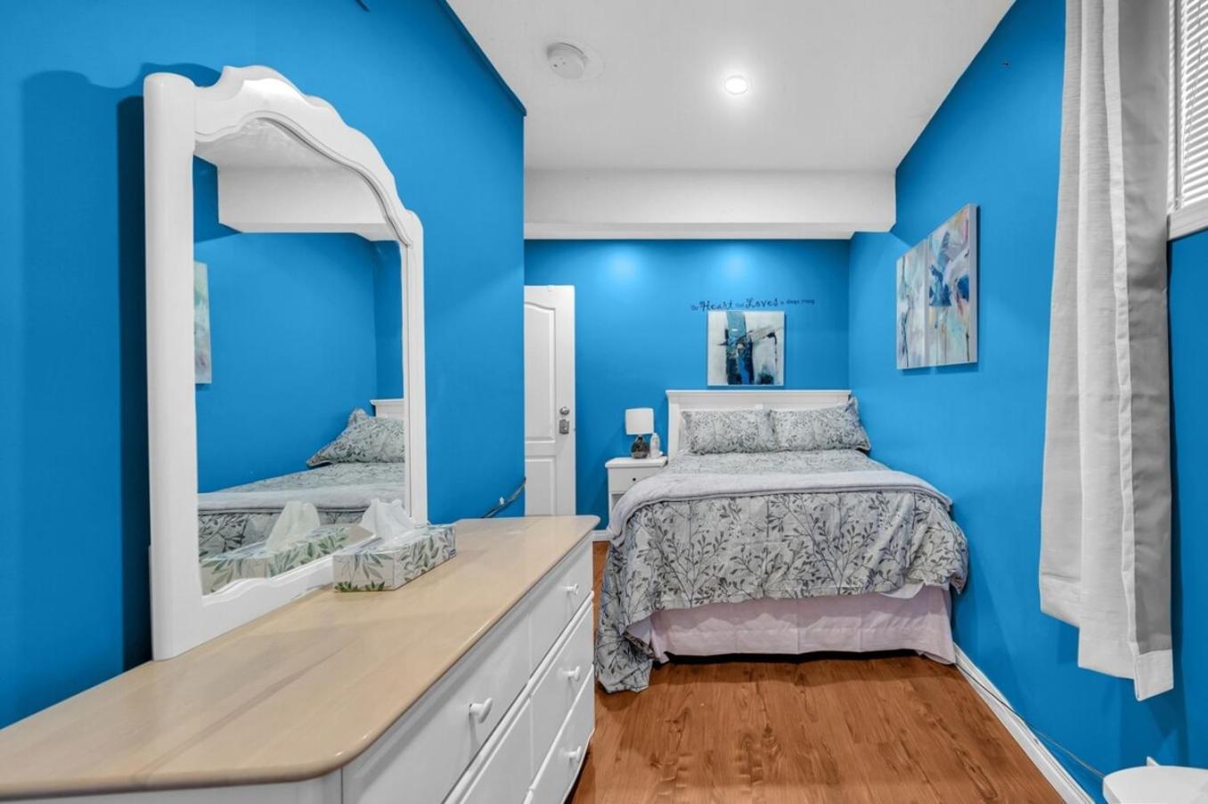 52-3 Bed Suite On Lake Central Ac By Airport YYC المظهر الخارجي الصورة