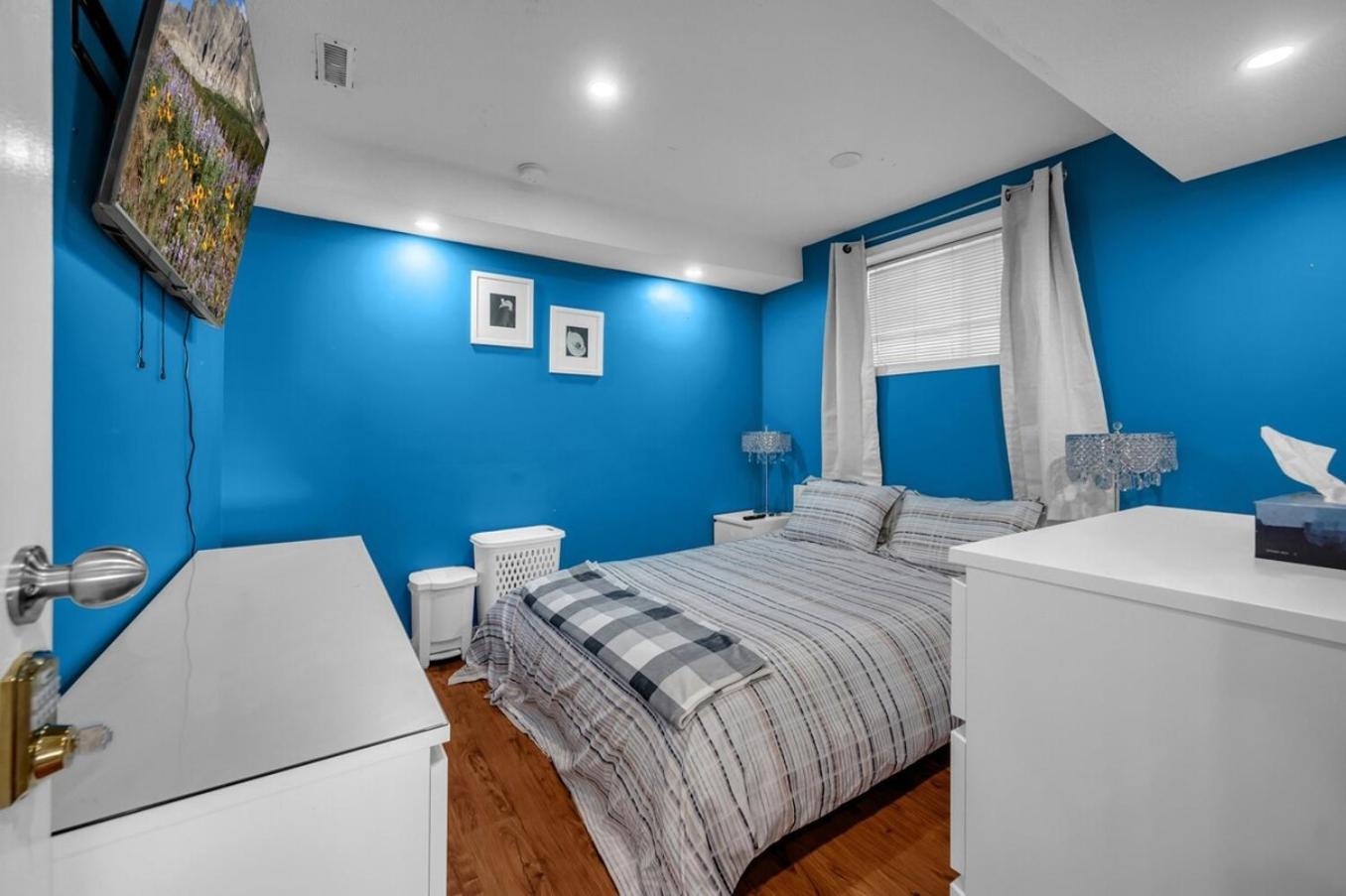 52-3 Bed Suite On Lake Central Ac By Airport YYC المظهر الخارجي الصورة